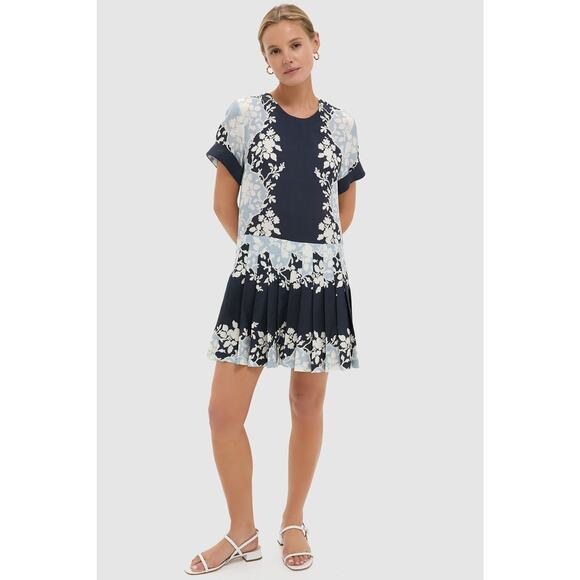 TUCKERNUCK Blue Fog Pleated Liza Dress Size XL NWT Retail $268 Tuckernuck - Picture 4 of 8